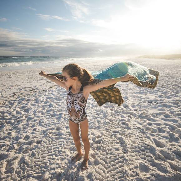 Meet your Posher, Whitney - Picture 1 of 1